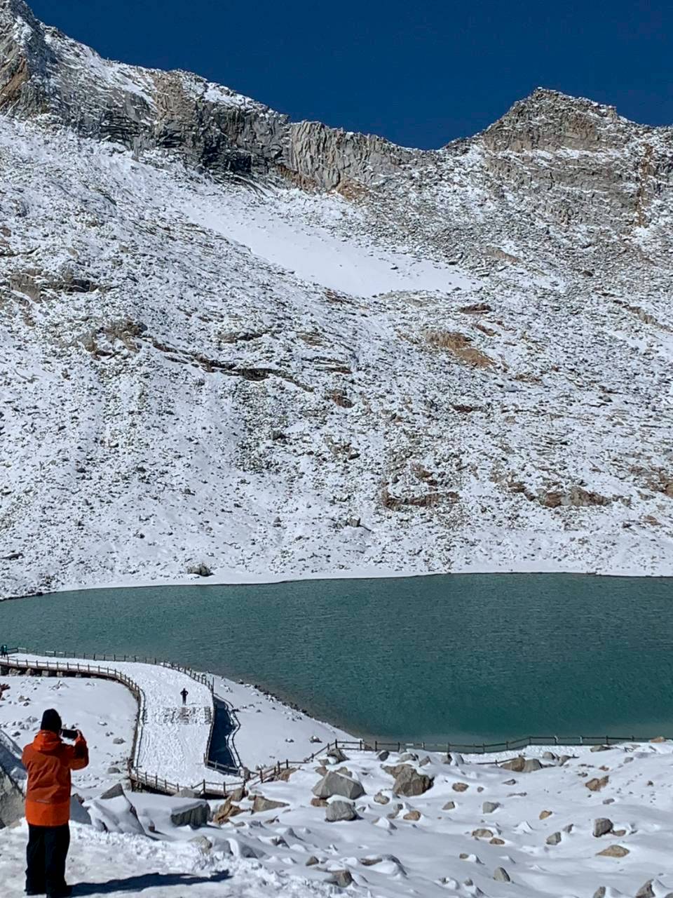 CHENGDU สี่ดรุณี ปี้เผิงโกว ซวงเฉียวโกว ต๋ากู่ปิงชวน 5วัน 4คืน 
วันที่ : 20 ต.ค. - 24 ต.ค. 68