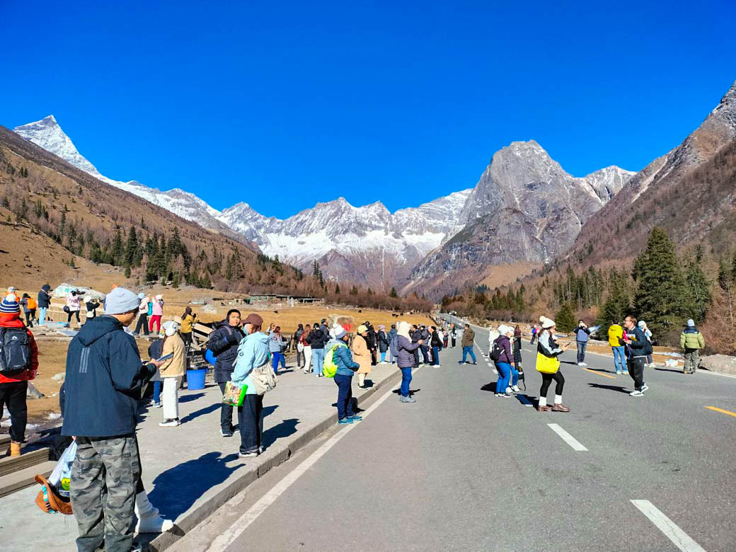 เฉิงตู สี่ดรุณี ปี้เผิงโกว | 25 พ.ย 68 - 30 พ.ย 68 | 6 วัน 4 คืน