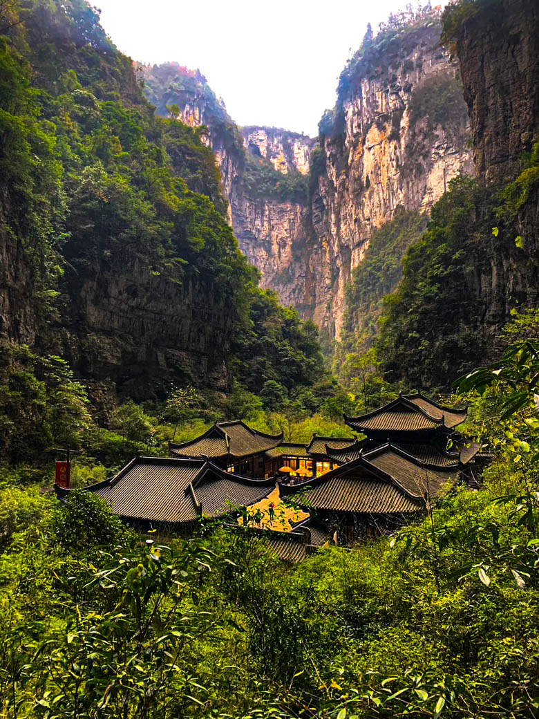 WOW China Adventure! ฉงชิ่ง-เฉิงตู อู่หลง สี่ดรุณี  | 05 - 10 ธ.ค 68 | 6D 5N