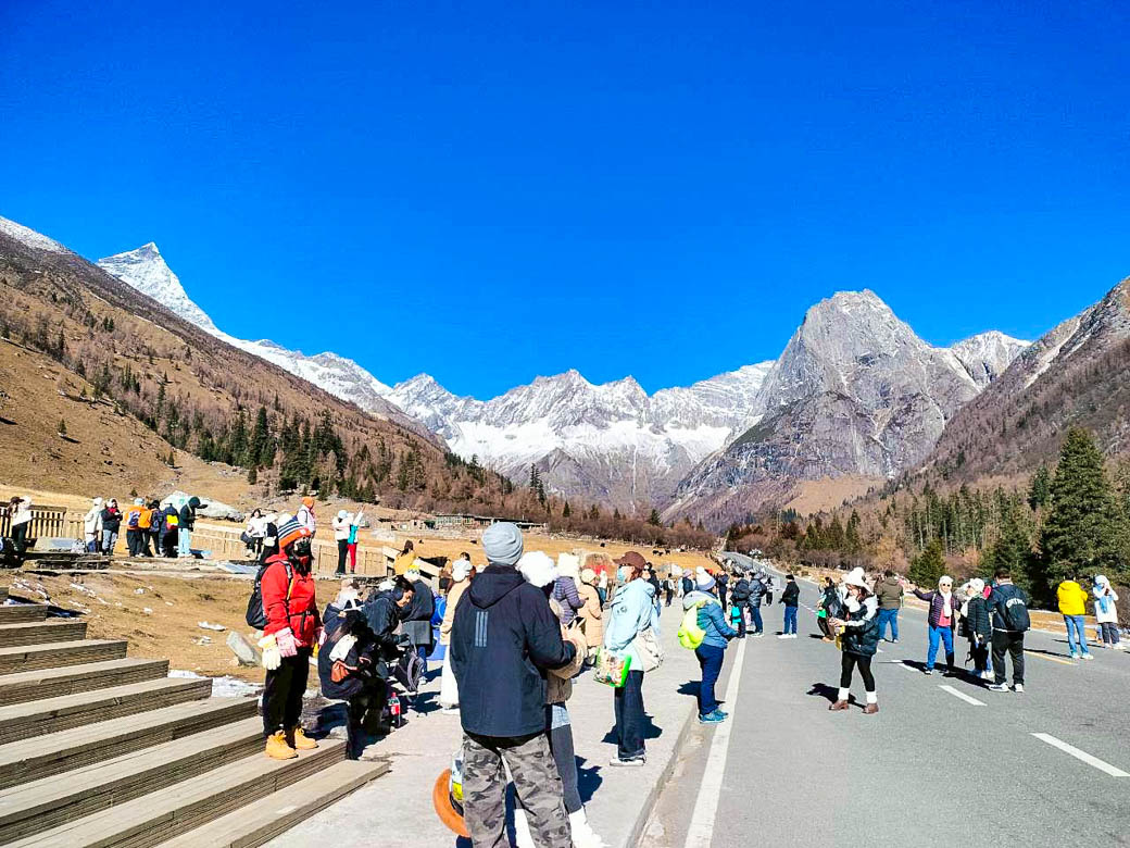 เฉิงตู สี่ดรุณี ปี้เผิงโกว | 25 พ.ย 68 - 30 พ.ย 68 | 6 วัน 4 คืน