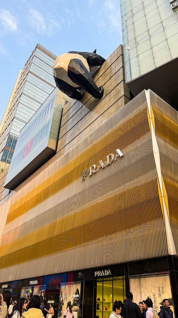 พิชิต 3 อุทยานสุดยิ่งใหญ่ เฉิงตู สี่ดรุณี ต๋ากู่ จิ่วจ้ายโกว |28 พ.ย 68 - 03 ธ.ค 68 | 6D 5N