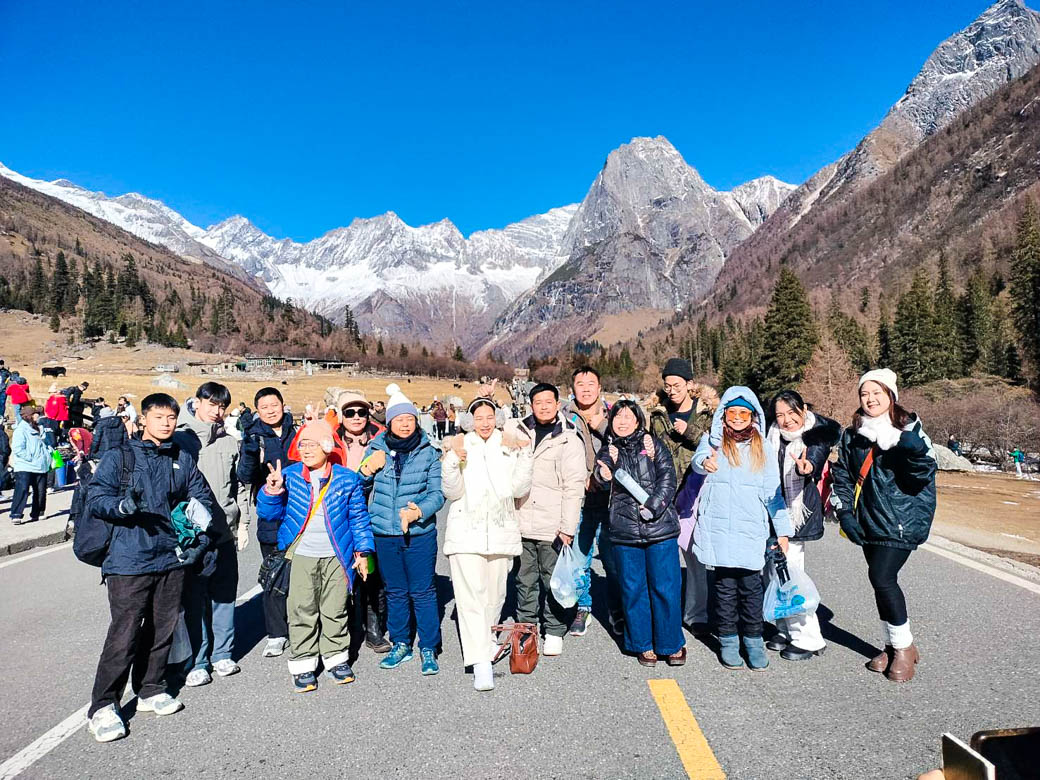 เฉิงตู สี่ดรุณี ปี้เผิงโกว | 25 พ.ย 68 - 30 พ.ย 68 | 6 วัน 4 คืน