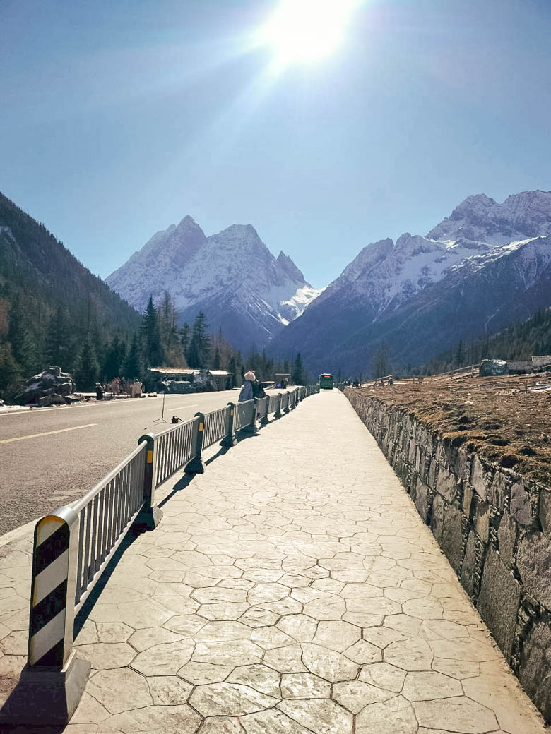 เฉิงตู สี่ดรุณี ปี้เผิงโกว | 25 พ.ย 68 - 30 พ.ย 68 | 6 วัน 4 คืน