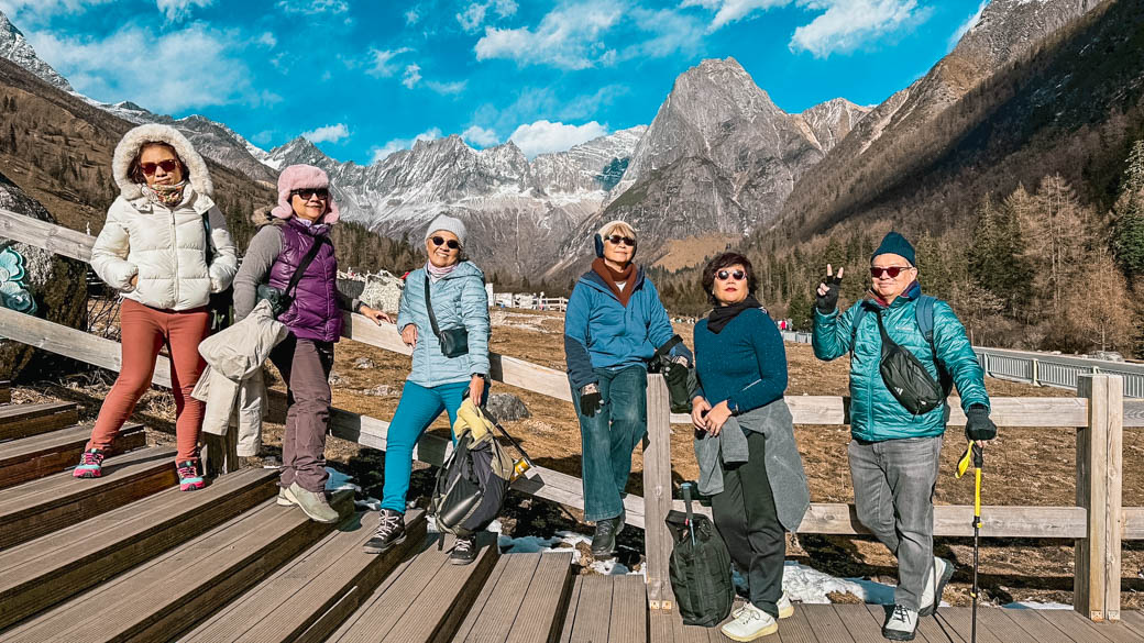 พิชิต 3 อุทยานสุดยิ่งใหญ่ เฉิงตู สี่ดรุณี ต๋ากู่ จิ่วจ้ายโกว |28 พ.ย 68 - 03 ธ.ค 68 | 6D 5N