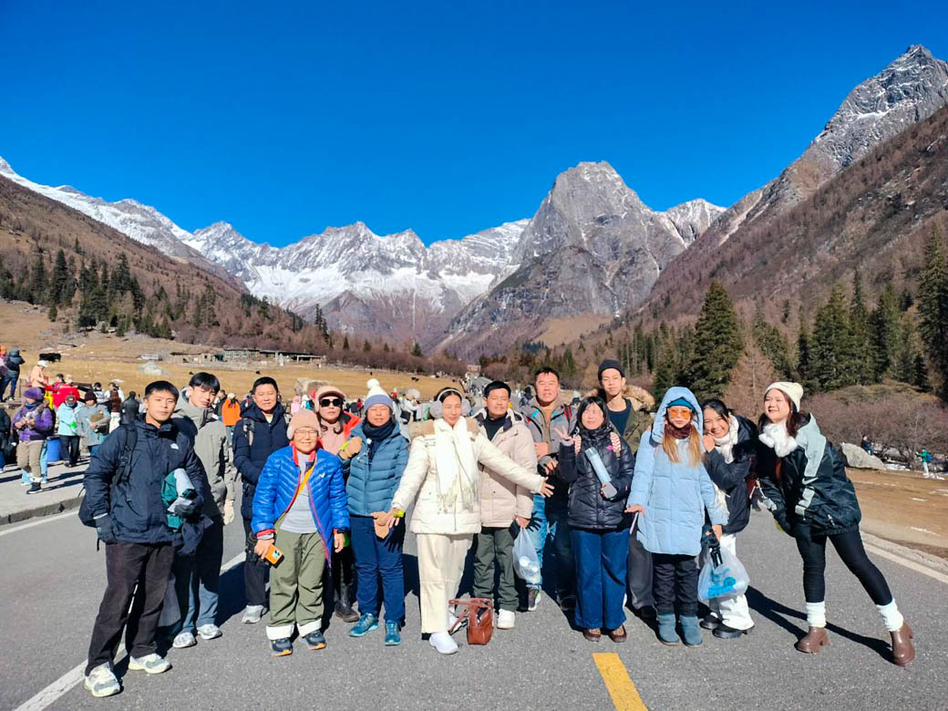 เฉิงตู สี่ดรุณี ปี้เผิงโกว | 25 พ.ย 68 - 30 พ.ย 68 | 6 วัน 4 คืน