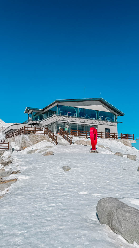 พิชิต 3 อุทยานสุดยิ่งใหญ่ เฉิงตู สี่ดรุณี ต๋ากู่ จิ่วจ้ายโกว |28 พ.ย 68 - 03 ธ.ค 68 | 6D 5N